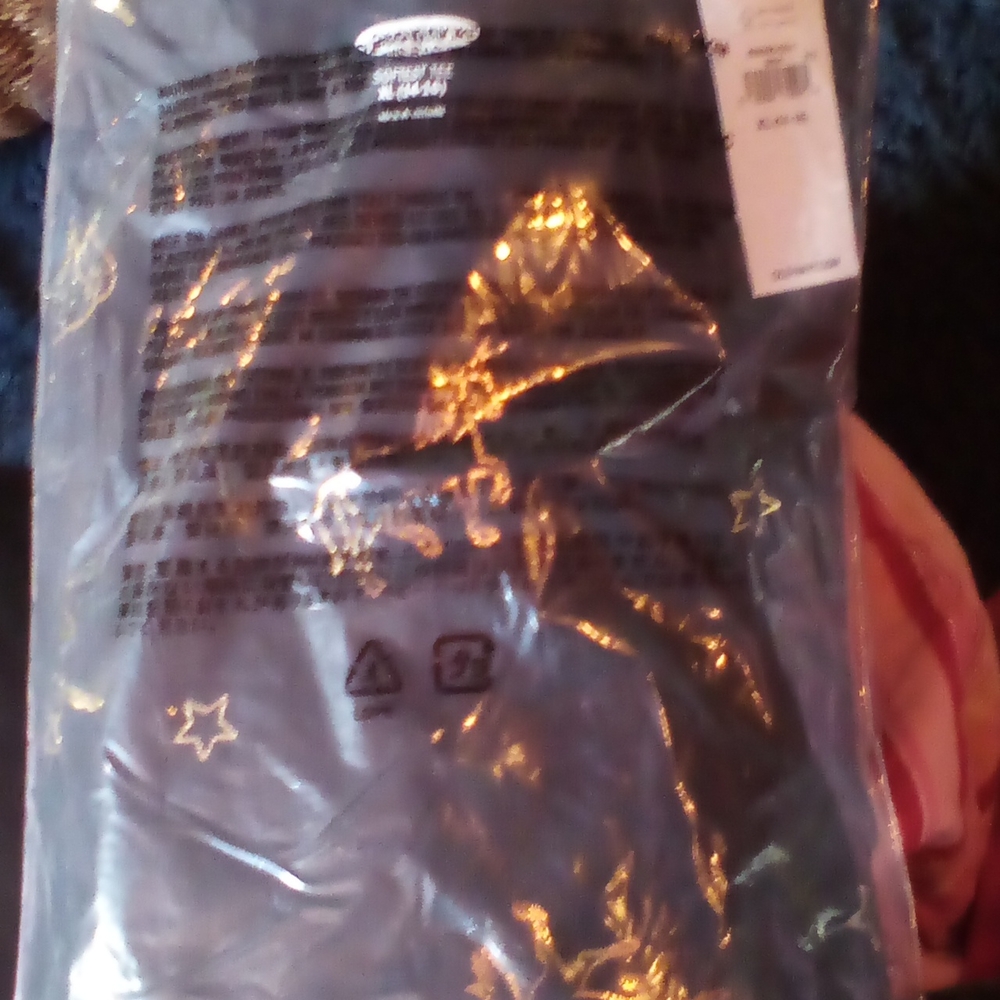 Long sleeve tee shirt
